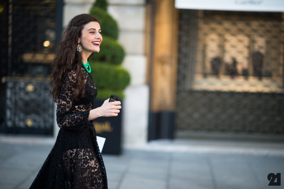 Natalia-Alaverdian-Trendbridged.com-Black Lace Dress